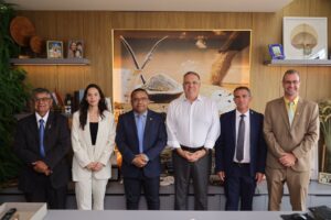 Prefeito empossa nova secretária de Meio Ambiente em Ponta Porã