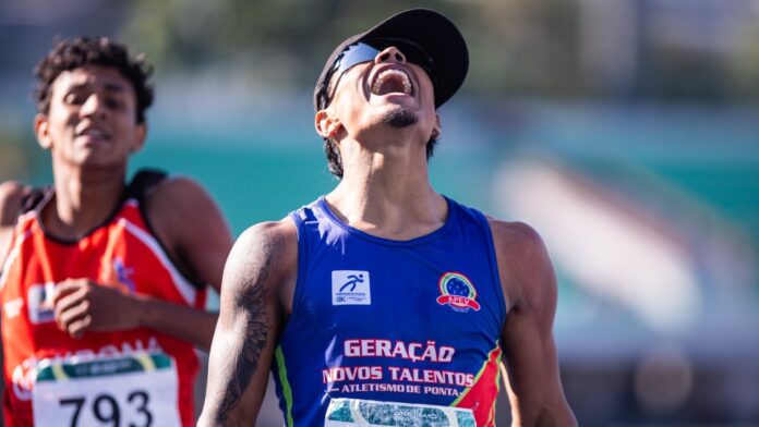 FOTO_01_KEVIN_2_MEDALHAS