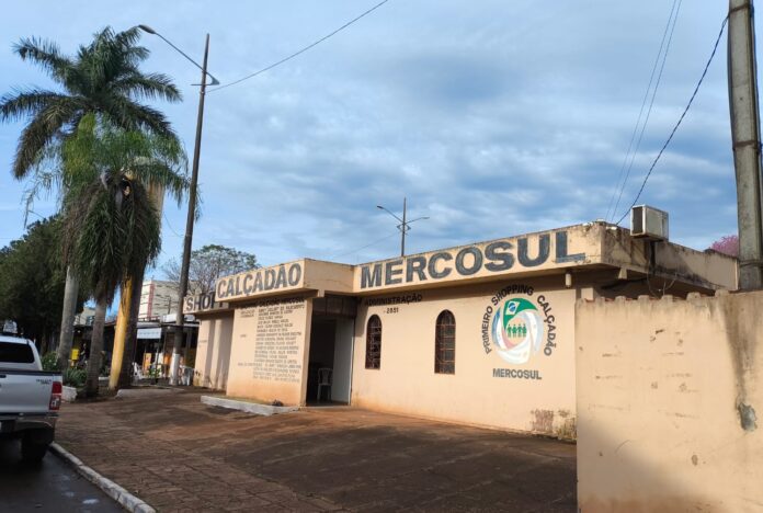 FOTO_01_SHOPPING_CALCADAO_MERCOSUL